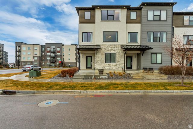 788 W BRONZE LEAF RD, American Fork, UT 84003