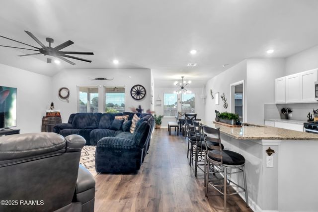 129 Emerald Star Lane, Lafayette, LA 70506