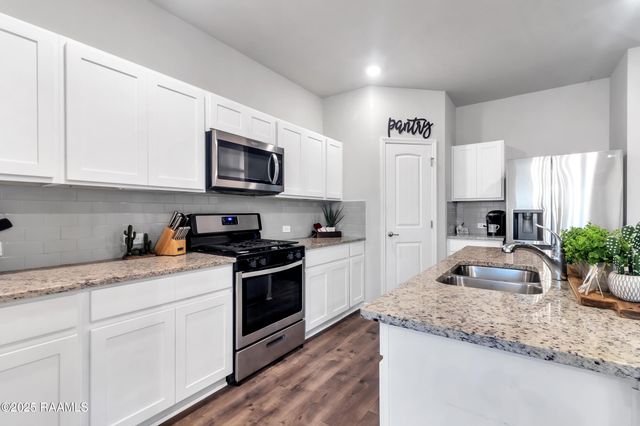 129 Emerald Star Lane, Lafayette, LA 70506