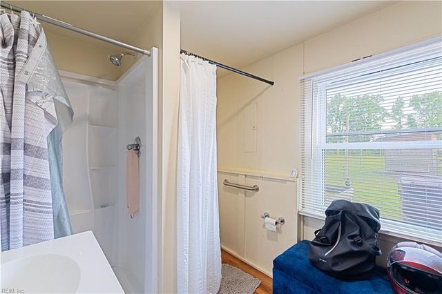 4309 East RD, Chesapeake, VA 23321