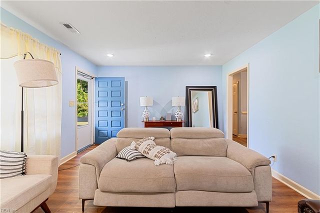4309 East RD, Chesapeake, VA 23321