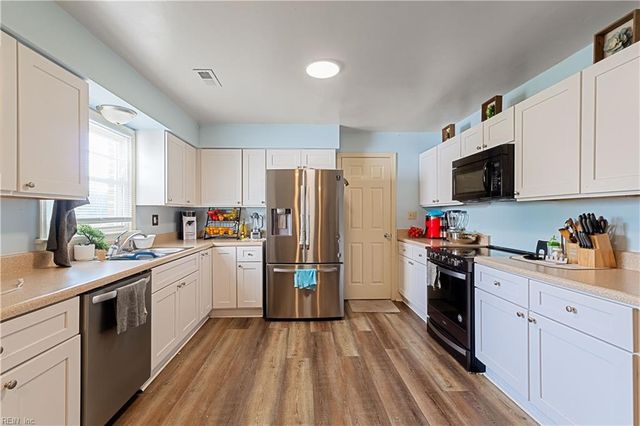 4309 East RD, Chesapeake, VA 23321