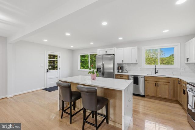 6109 COLONIAL TER, Temple Hills, MD 20748