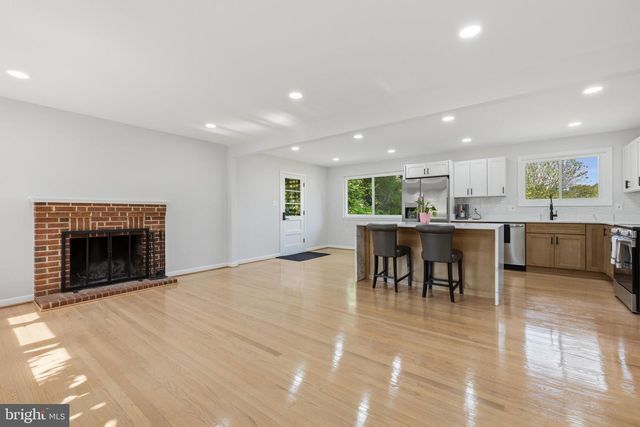 6109 COLONIAL TER, Temple Hills, MD 20748