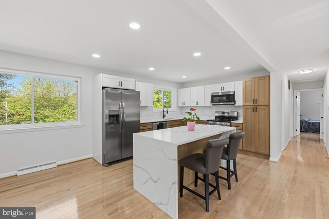 6109 COLONIAL TER, Temple Hills, MD 20748