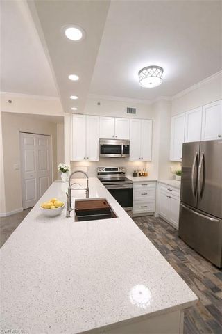 1089 Winding Pines CIR 106, Cape Coral, FL 33909