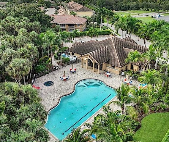 1089 Winding Pines CIR 106, Cape Coral, FL 33909