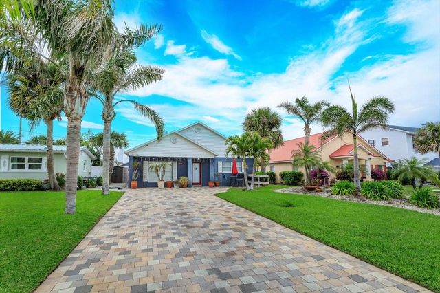 830 E 25TH AVENUE, New Smyrna Beach, FL 32169