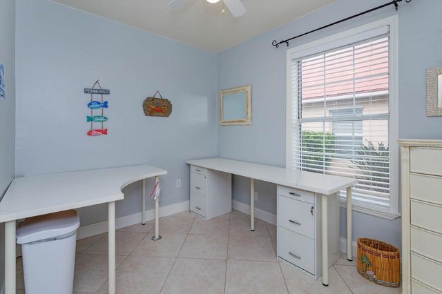 830 E 25TH AVENUE, New Smyrna Beach, FL 32169