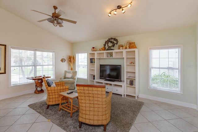 830 E 25TH AVENUE, New Smyrna Beach, FL 32169