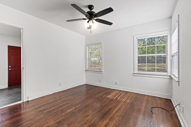 82 Vaughn Drive, Denison, TX 75020