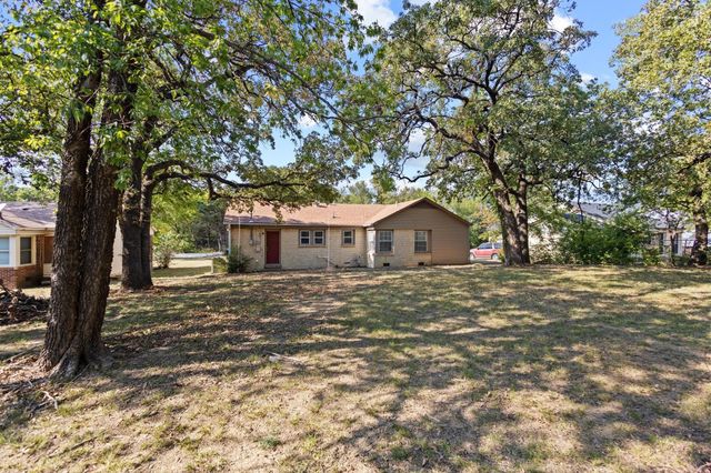 82 Vaughn Drive, Denison, TX 75020