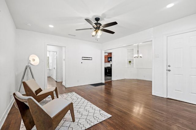 82 Vaughn Drive, Denison, TX 75020