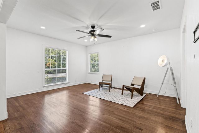 82 Vaughn Drive, Denison, TX 75020