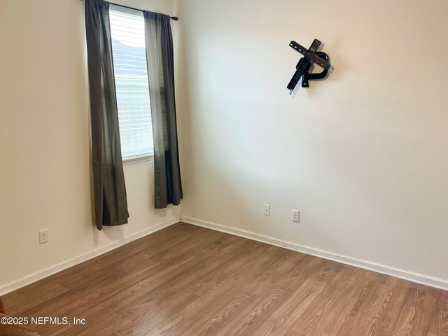 11823 CARSON LAKE Drive W, Jacksonville, FL 32221