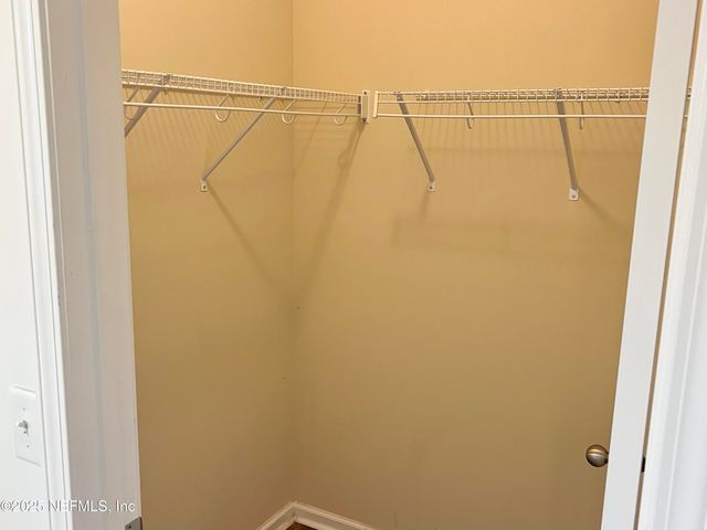 11823 CARSON LAKE Drive W, Jacksonville, FL 32221