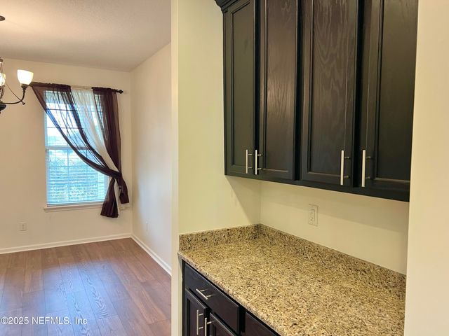 11823 CARSON LAKE Drive W, Jacksonville, FL 32221