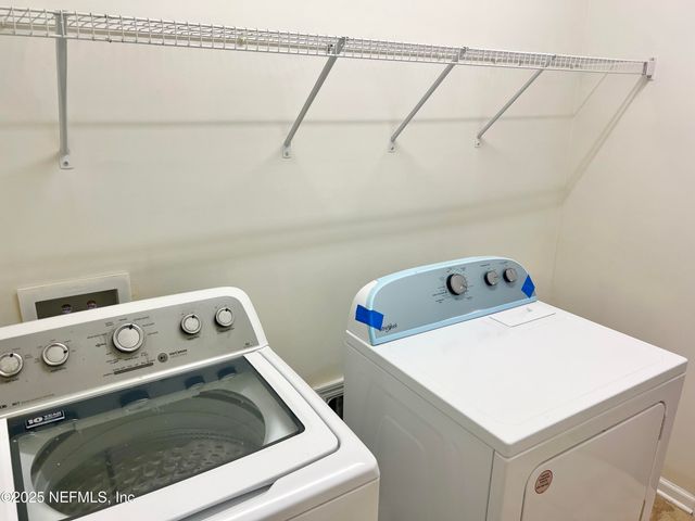 11823 CARSON LAKE Drive W, Jacksonville, FL 32221