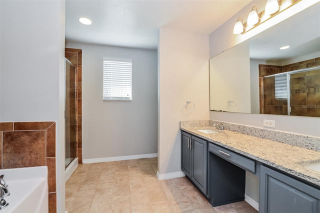 1005 SUFFRAGETTE CIRCLE, Haines City, FL 33844