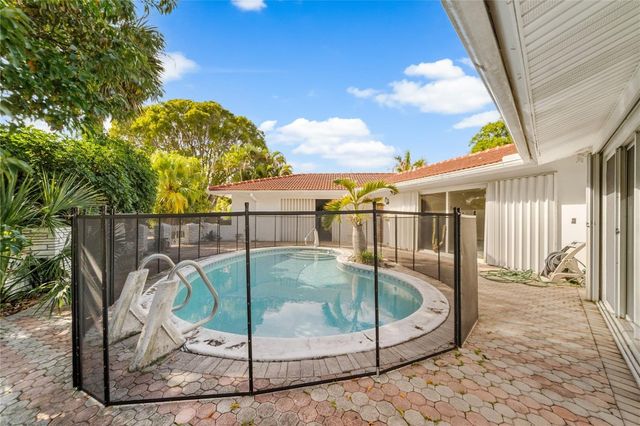 2741 NE 30th Street, Fort Lauderdale, FL 33306