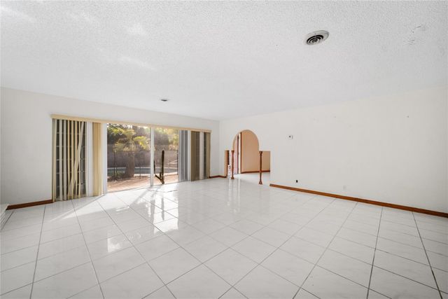 2741 NE 30th Street, Fort Lauderdale, FL 33306