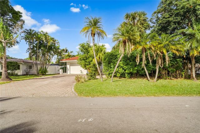 2741 NE 30th Street, Fort Lauderdale, FL 33306