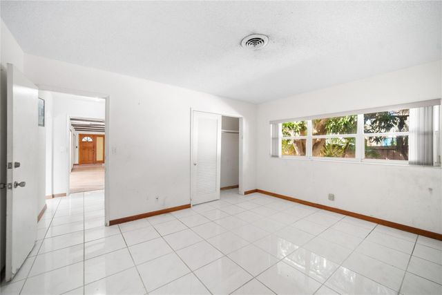2741 NE 30th Street, Fort Lauderdale, FL 33306