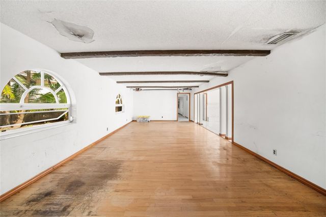 2741 NE 30th Street, Fort Lauderdale, FL 33306