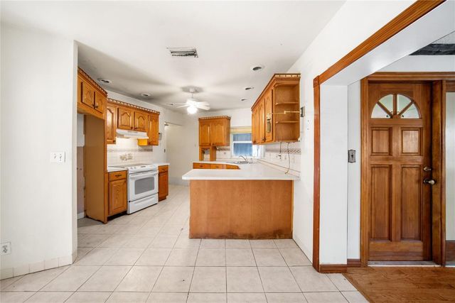 2741 NE 30th Street, Fort Lauderdale, FL 33306