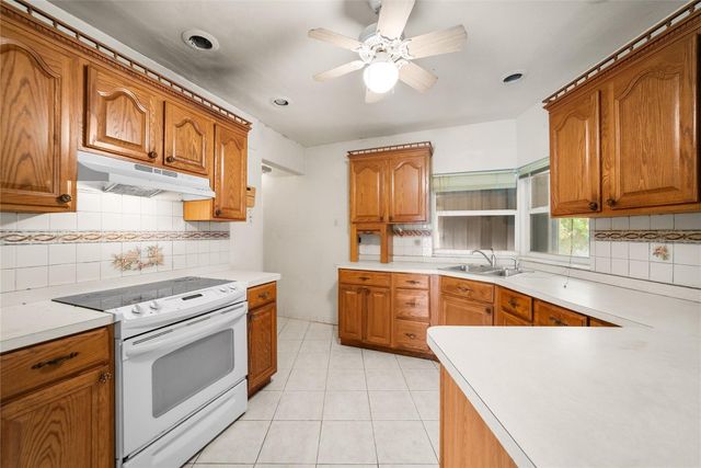 2741 NE 30th Street, Fort Lauderdale, FL 33306