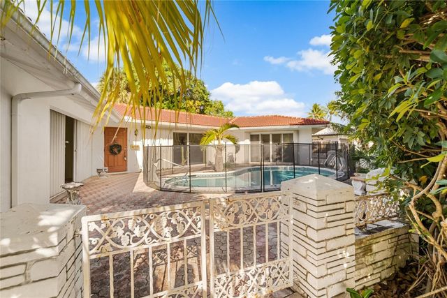 2741 NE 30th Street, Fort Lauderdale, FL 33306