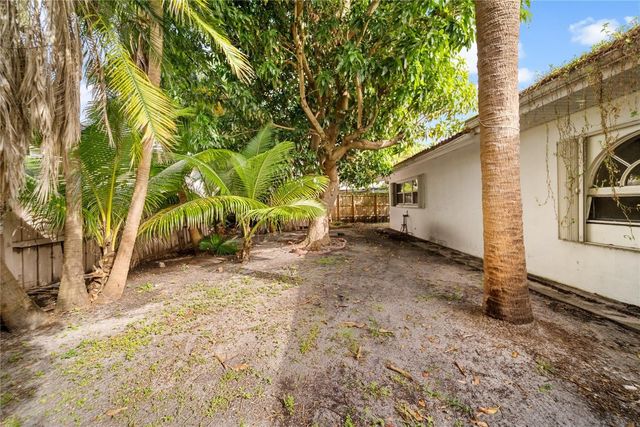 2741 NE 30th Street, Fort Lauderdale, FL 33306