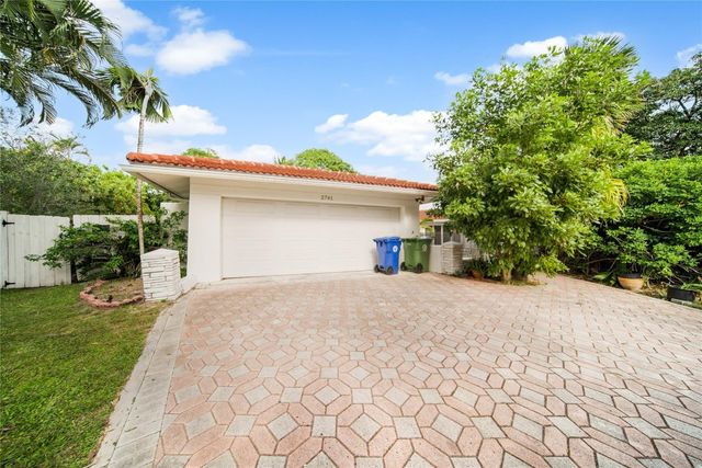 2741 NE 30th Street, Fort Lauderdale, FL 33306