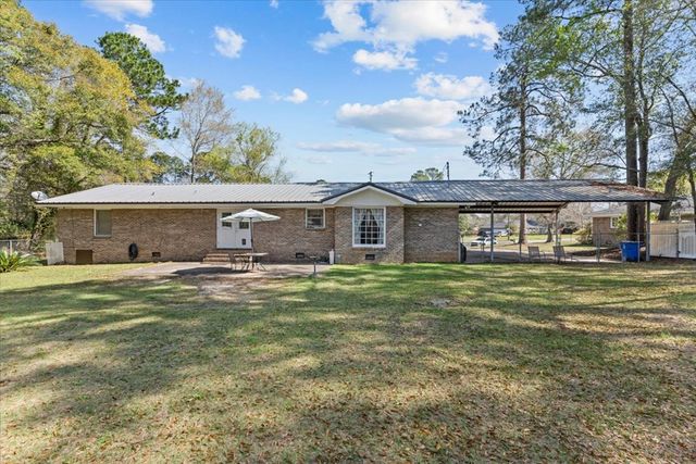 1003 Camelot Court, Dothan, AL 36303