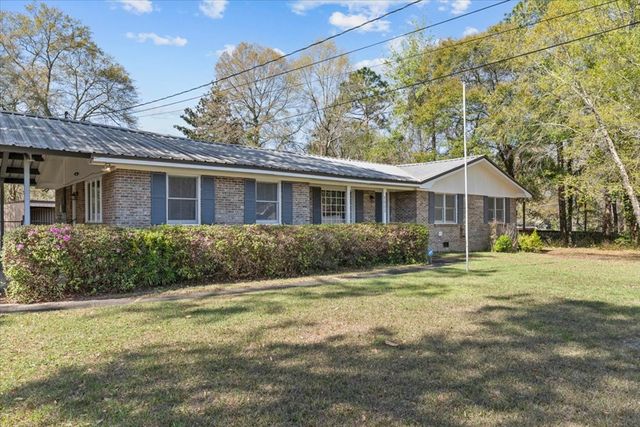 1003 Camelot Court, Dothan, AL 36303