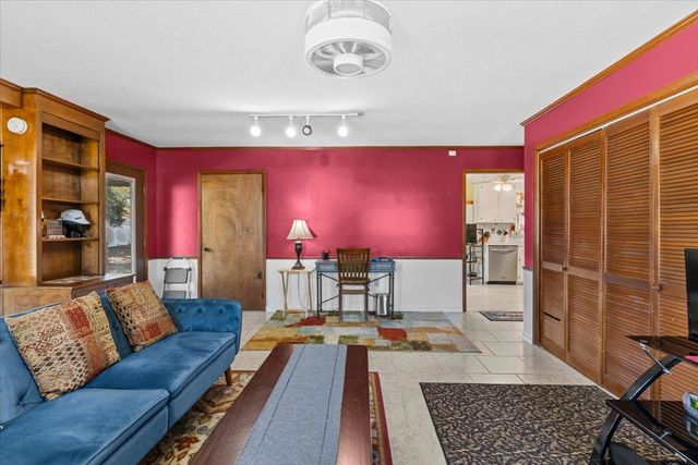 1003 Camelot Court, Dothan, AL 36303