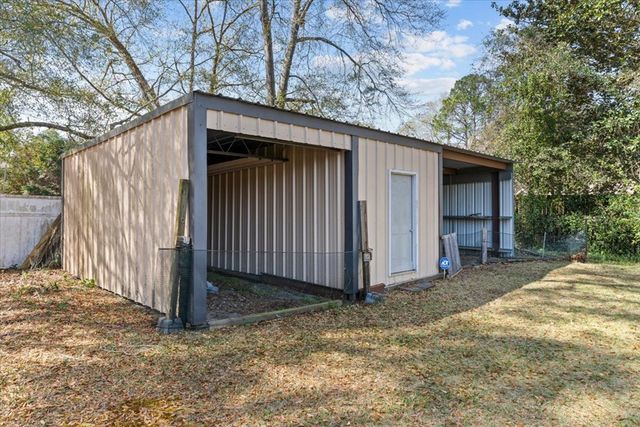 1003 Camelot Court, Dothan, AL 36303