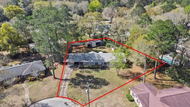 1003 Camelot Court, Dothan, AL 36303