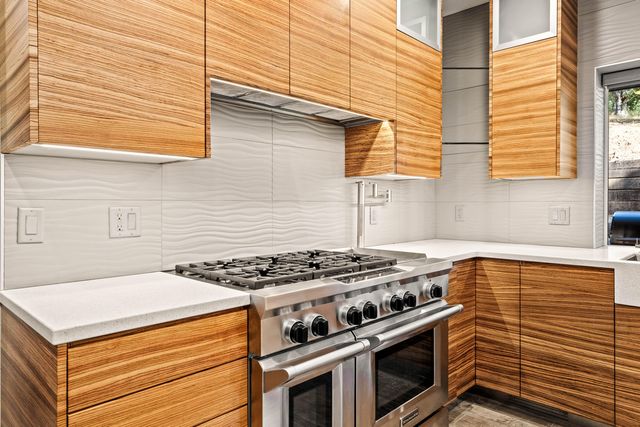 182 Wards Creek Road, Rogue River, OR 97537