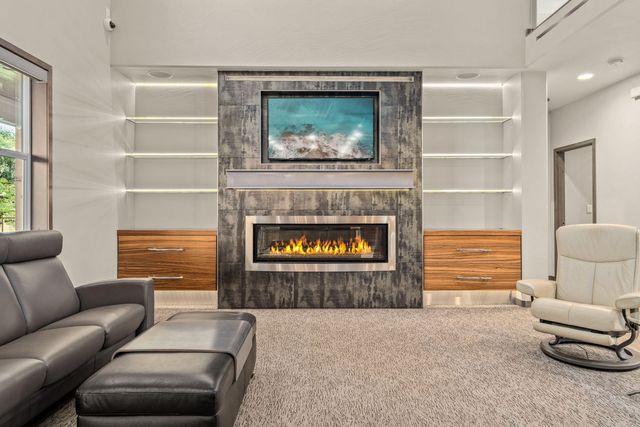 182 Wards Creek Road, Rogue River, OR 97537