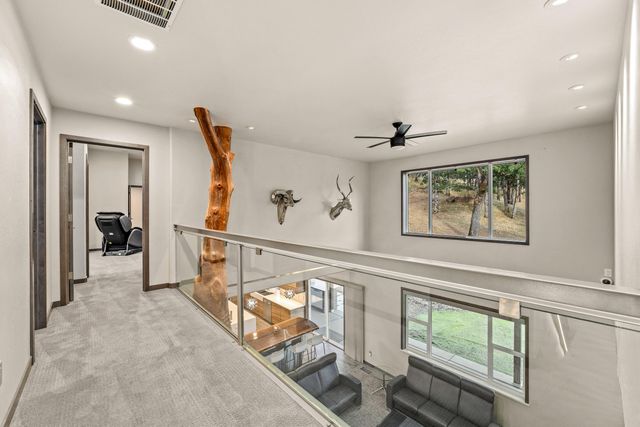 182 Wards Creek Road, Rogue River, OR 97537