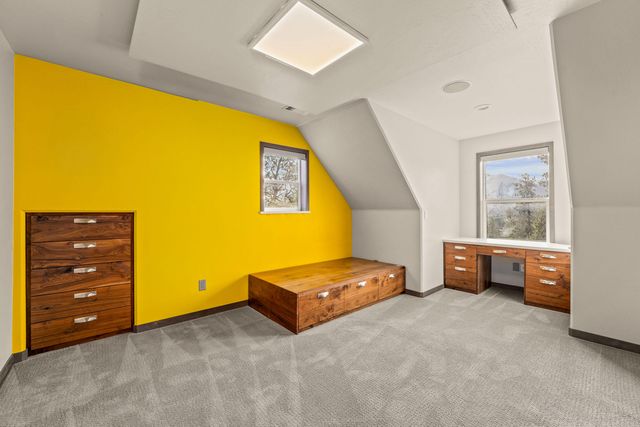 182 Wards Creek Road, Rogue River, OR 97537