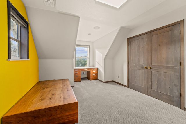 182 Wards Creek Road, Rogue River, OR 97537