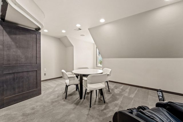 182 Wards Creek Road, Rogue River, OR 97537