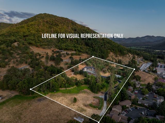 182 Wards Creek Road, Rogue River, OR 97537