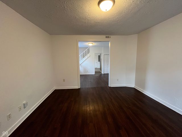 2610 E North Street, Indianapolis, IN 46201