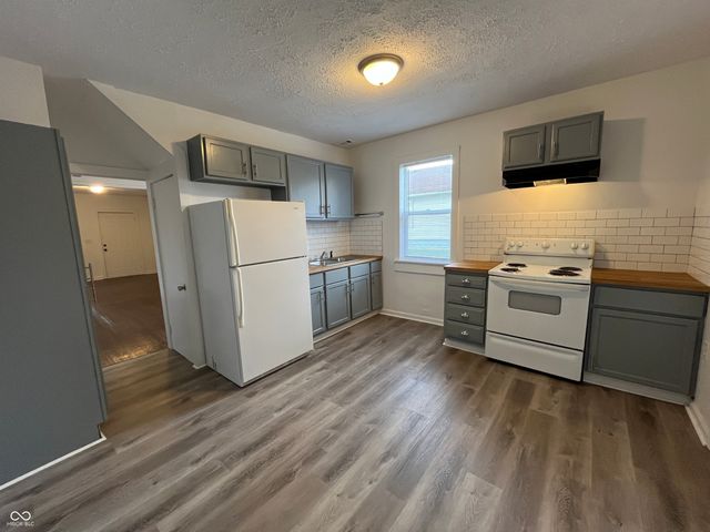 2610 E North Street, Indianapolis, IN 46201