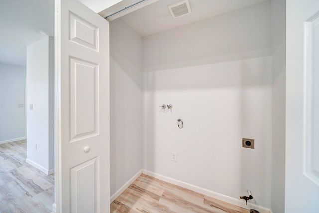 1611 2nd Street, Anderson, CA 96007