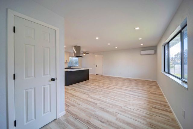 1611 2nd Street, Anderson, CA 96007