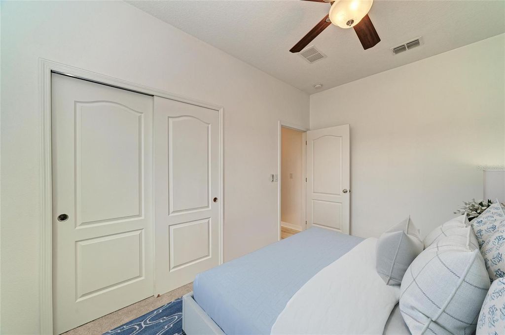 Image 32 of property listing at 10223 57TH COURT E, Parrish, FL 34219